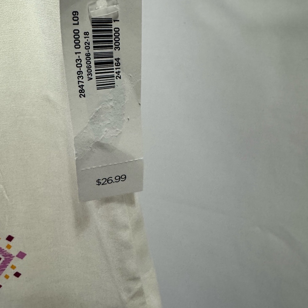 New Old Navy Cream Blouse with Colorful Embroidery Sleeveless XS - Picture 4 of 5